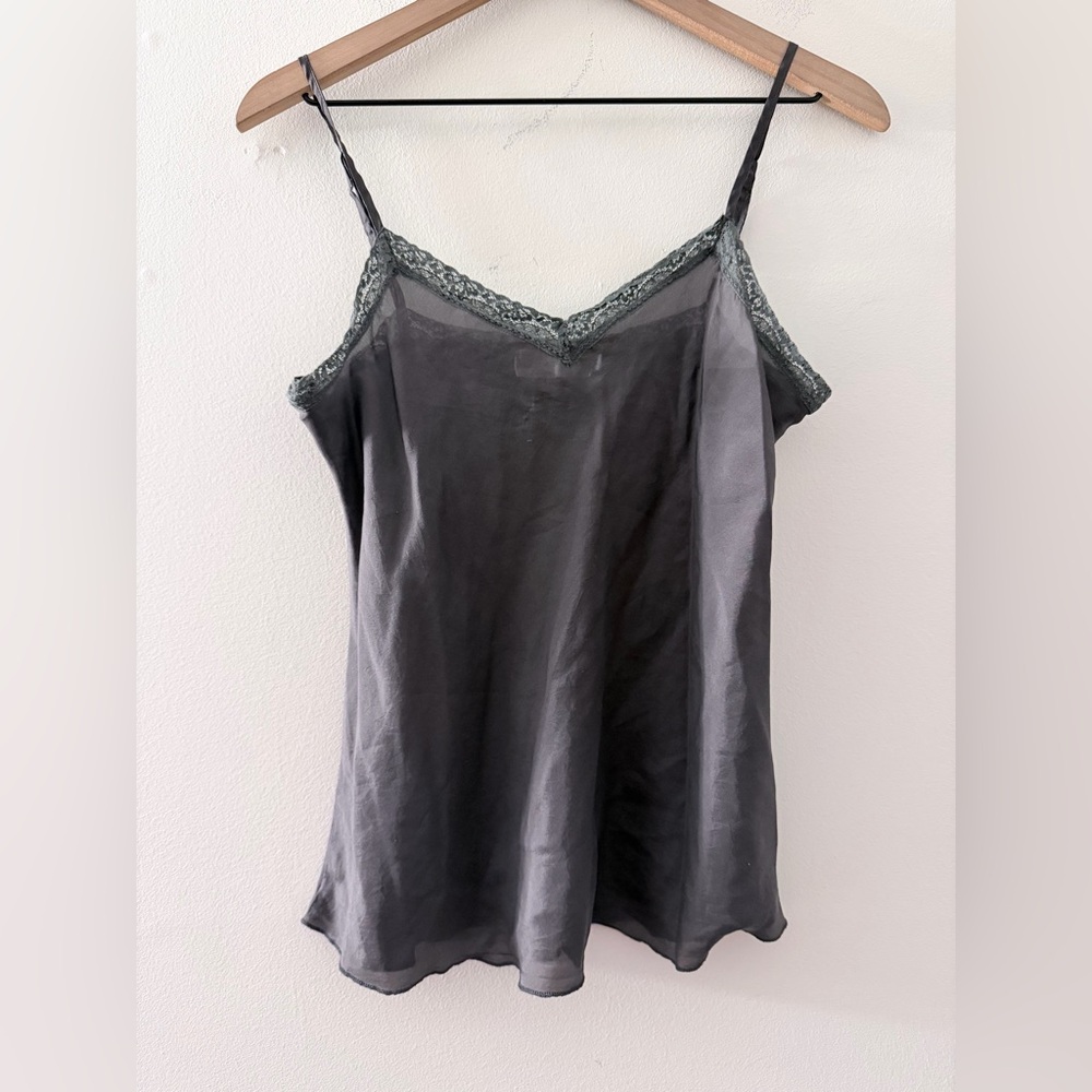 4 LOVE AND LIBERTY by Johnny Was 100% Silk Cami with lace detailing Size M